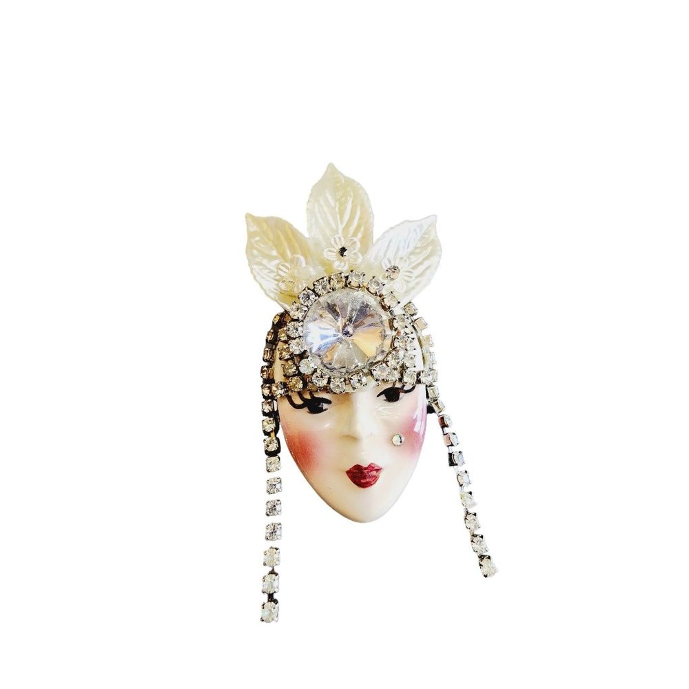 Vintage 80s Porcelain Signed Lady Brooch (A2989)